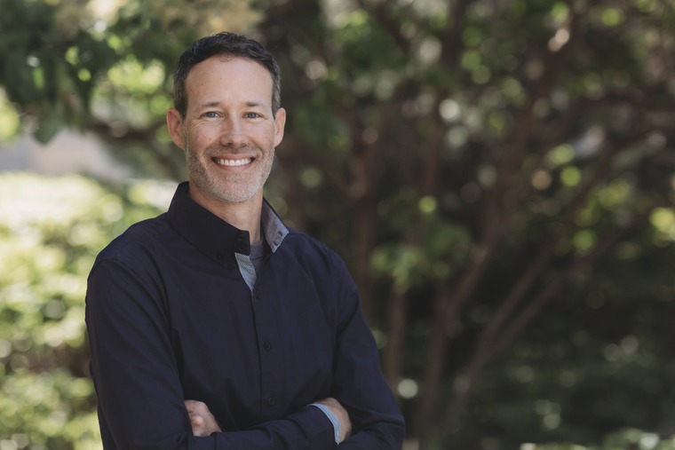 Headshot photo of Dale Kolstad